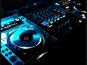 DJ Metal in the Rogue River Lounge!